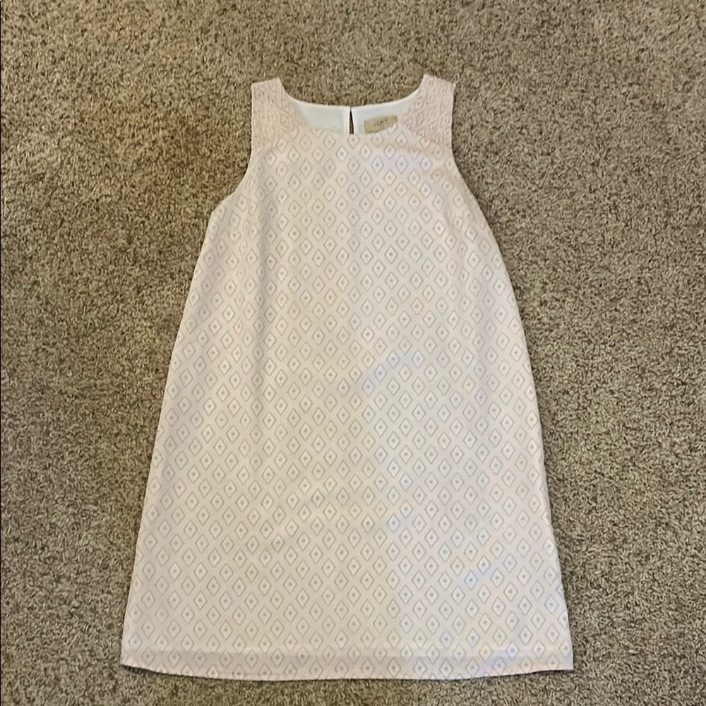 Pink Sleeveless Dress with Geometric Pattern